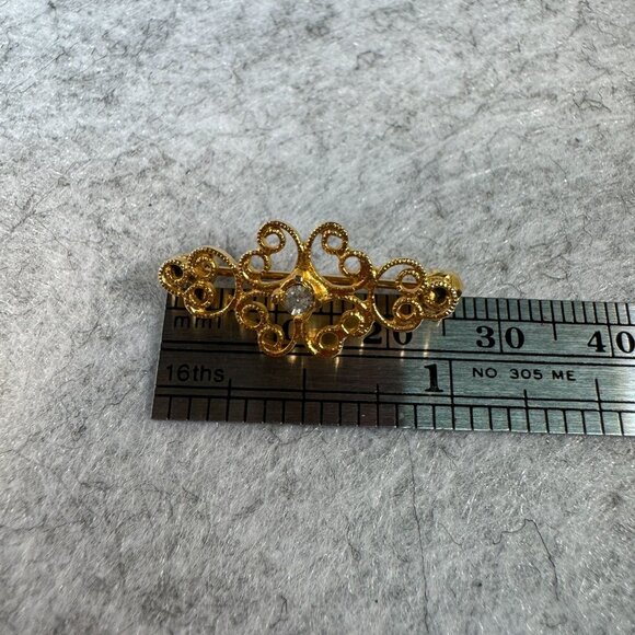 Vintage Gold Filigree Brooch Pin With Intricate Scroll Design crystal stone - Picture 5 of 5